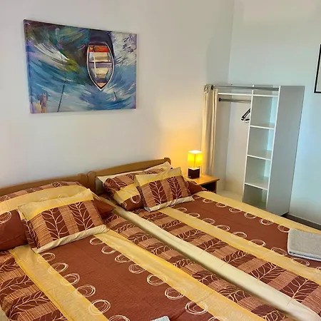 Waterfront Apartamento